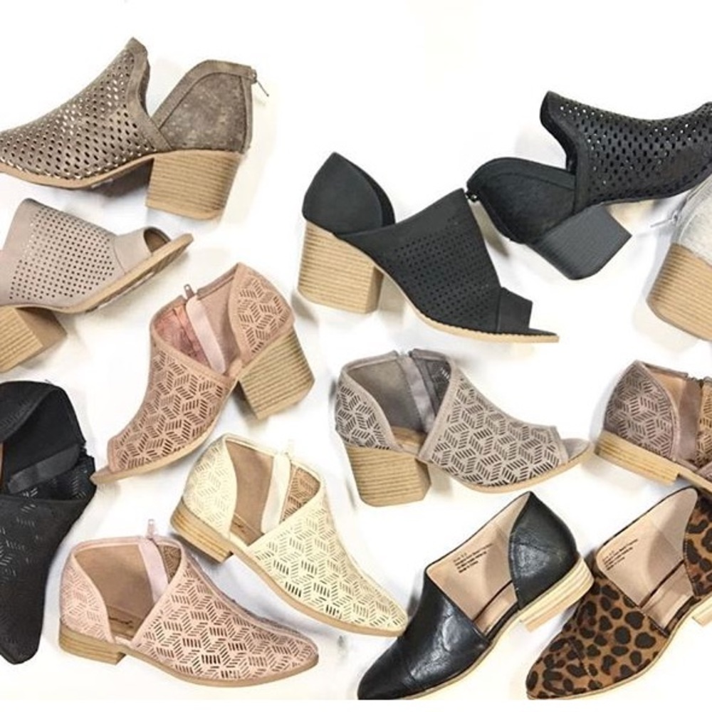 π«SOLD β’β’ Personal Itemβ’ Spring Booties - Picture 5 of 6